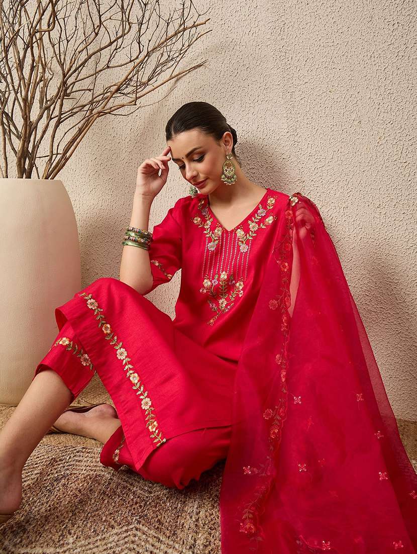 women self design pink kurta dupatta set - 22440256 -  Standard Image - 2