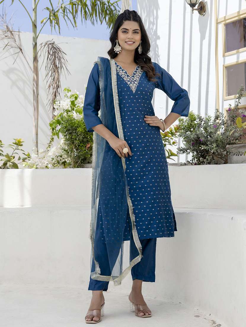 women self design blue kurta dupatta set