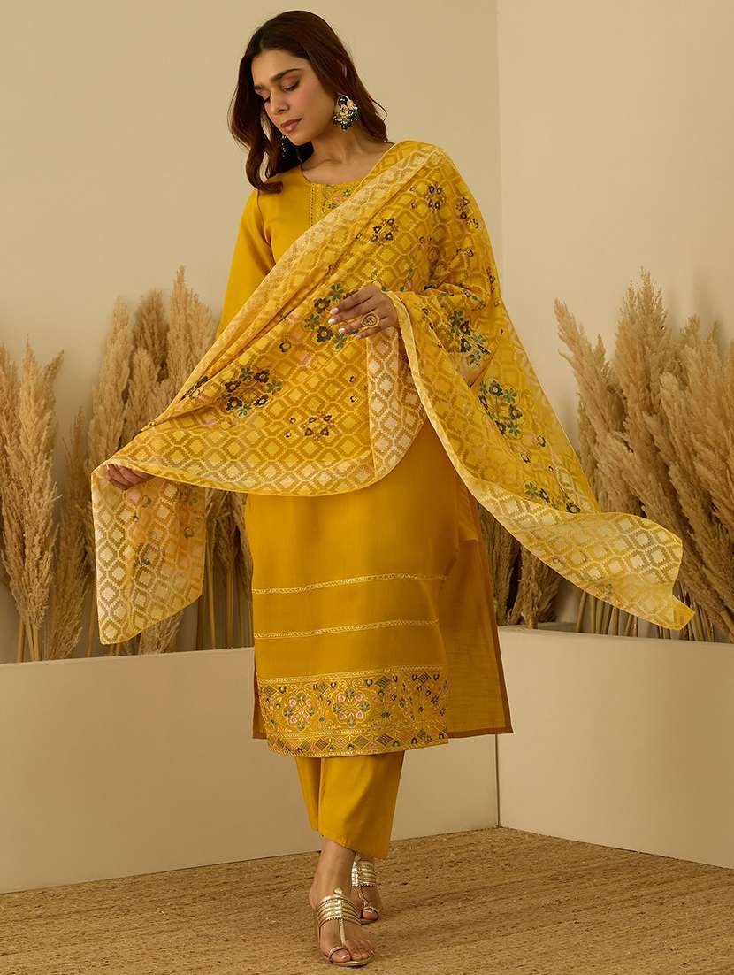 women self design yellow kurta dupatta set