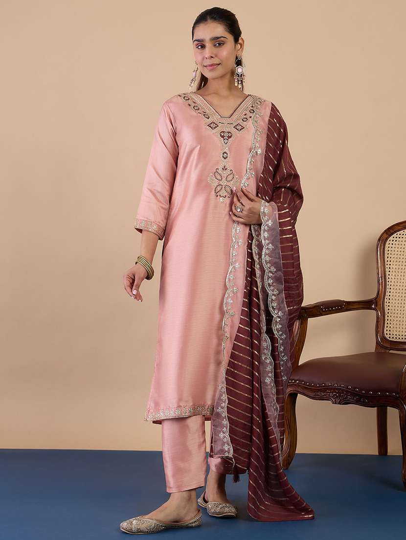 women self design orange kurta dupatta set