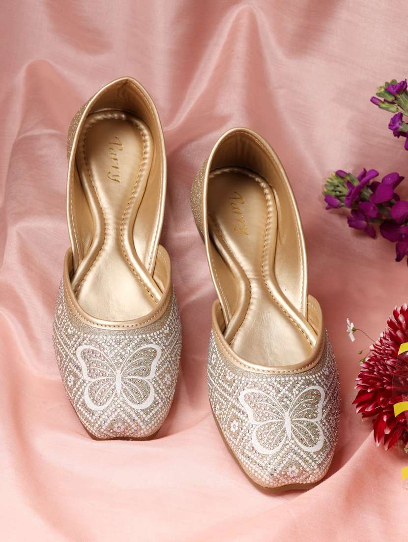 women embellished slip on mojari