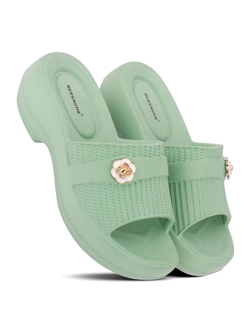 women green slip on sandal - 22441456 -  Standard Image - 2