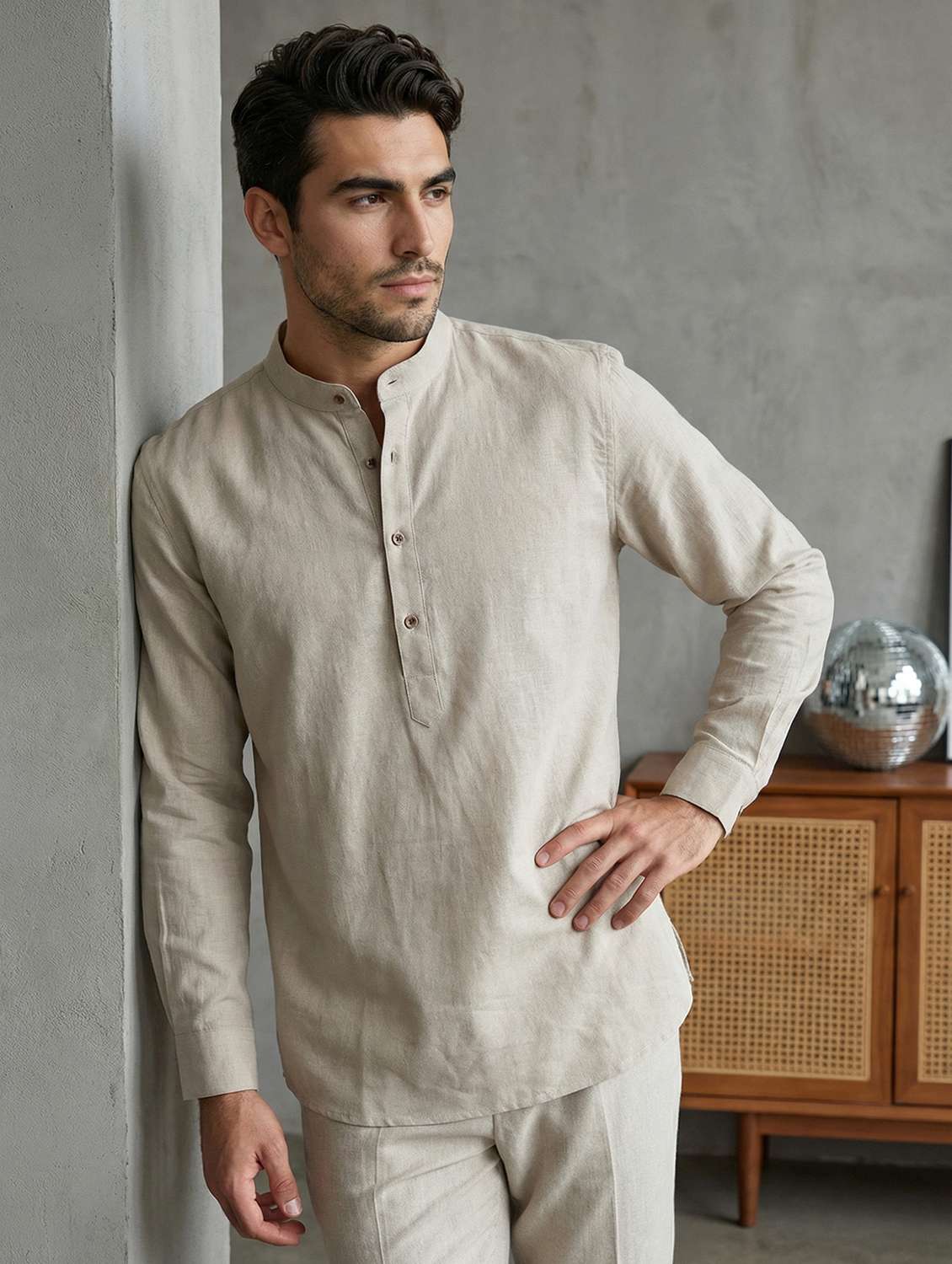 men solid mandarin neck short kurta - 22442905 -  Standard Image - 2