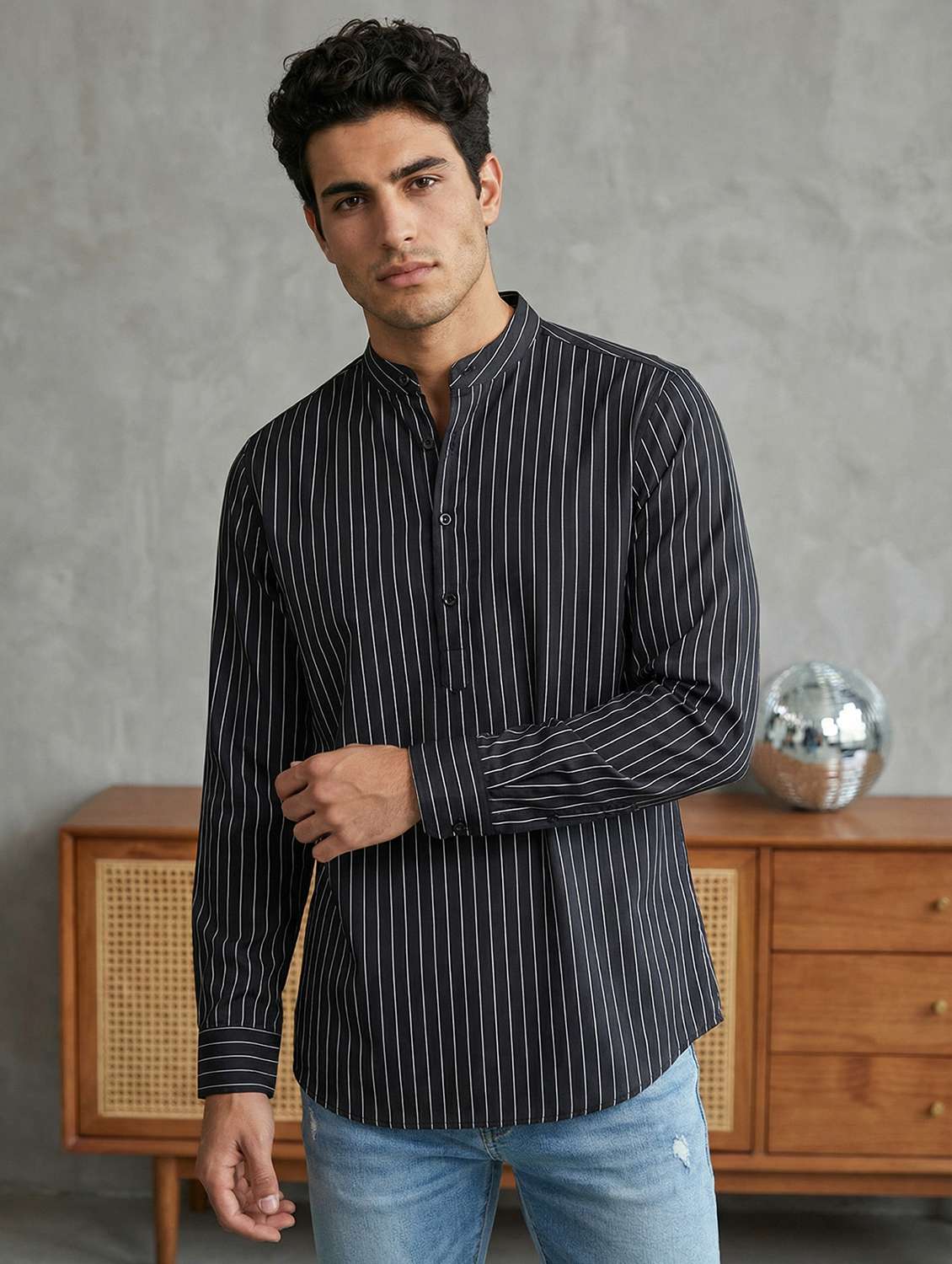 men striped mandarin neck short kurta