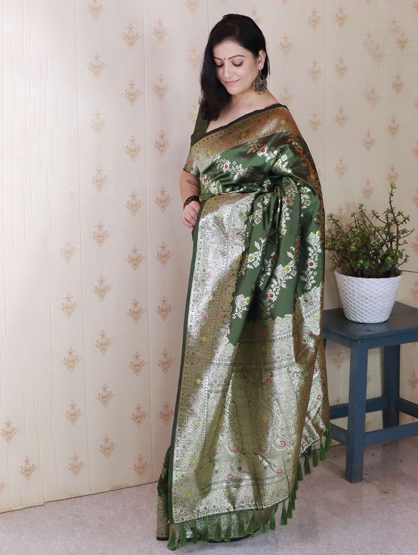 women self design banarasi saree with blouse - 22442949 -  Standard Image - 2