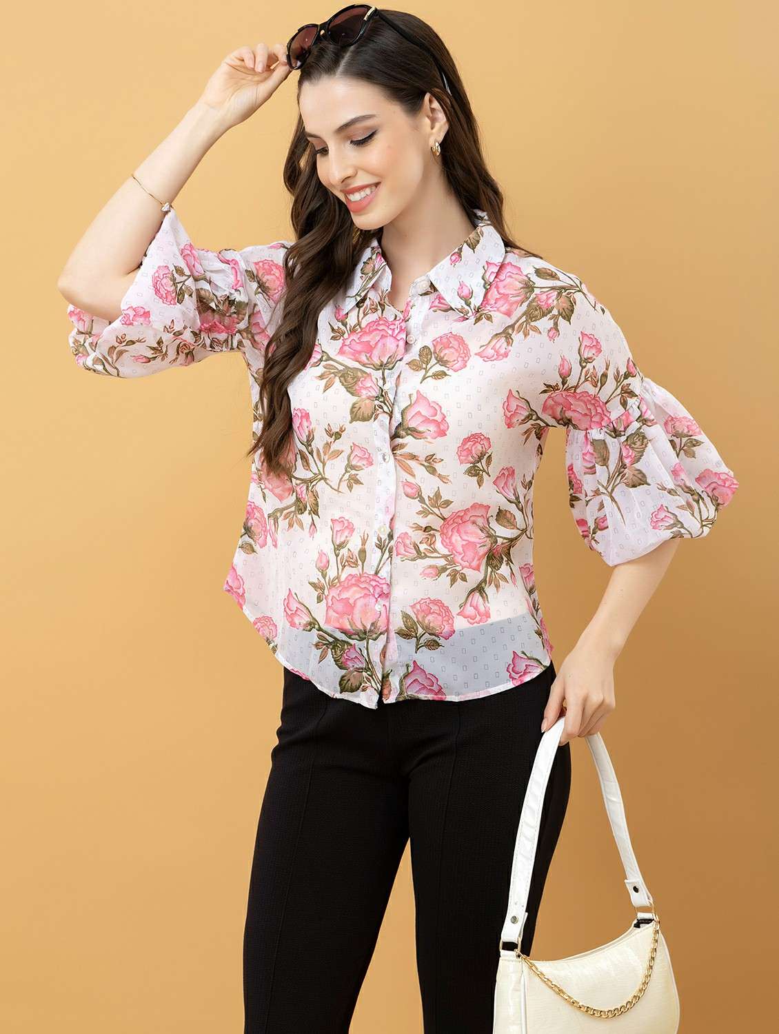 women floral white georgette regular shirt