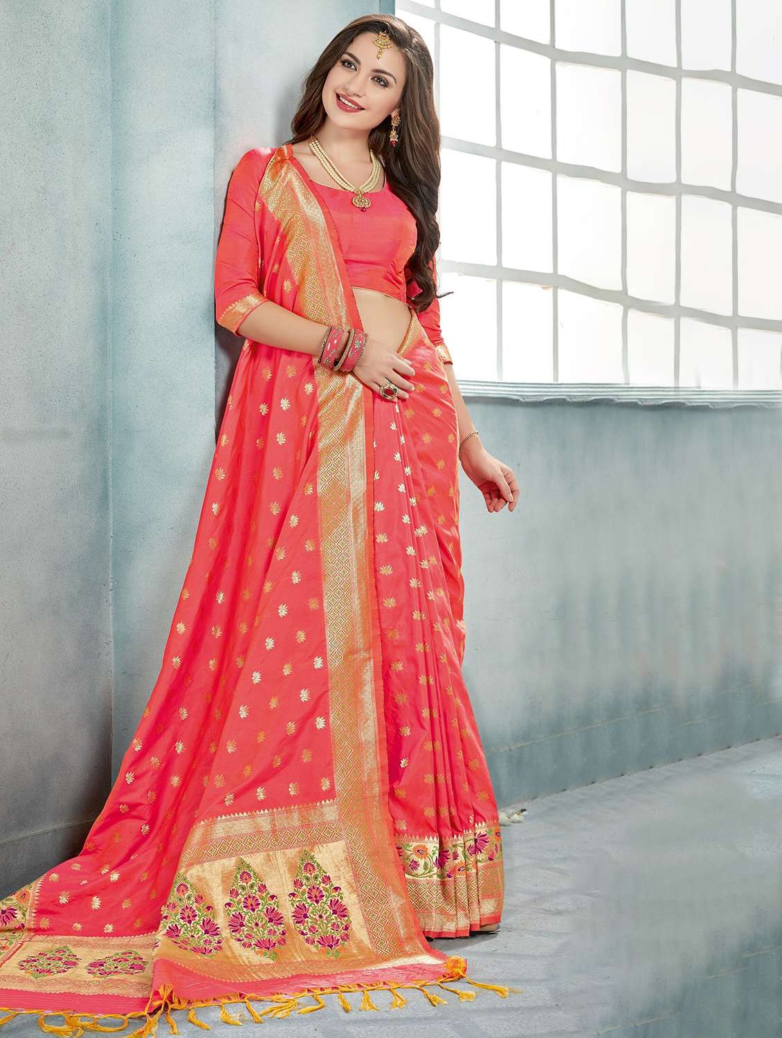 women self design banarasi saree - 22444272 -  Standard Image - 2