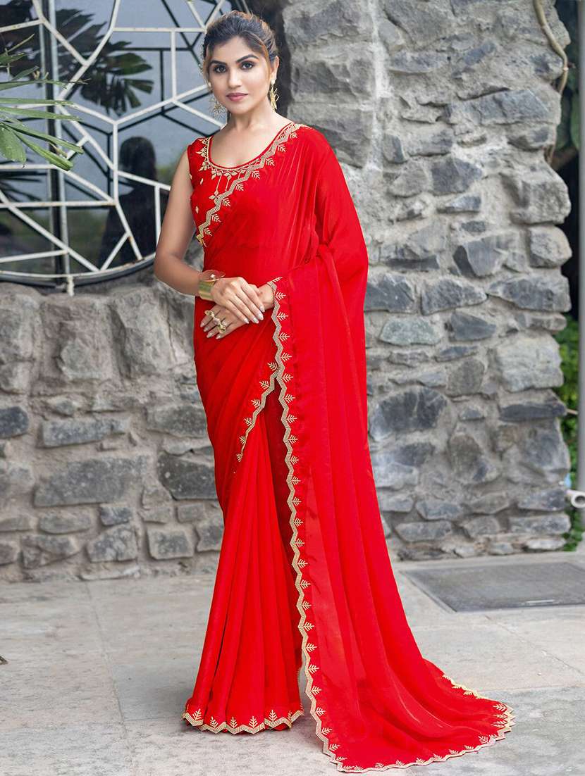 women solid with bordered saree