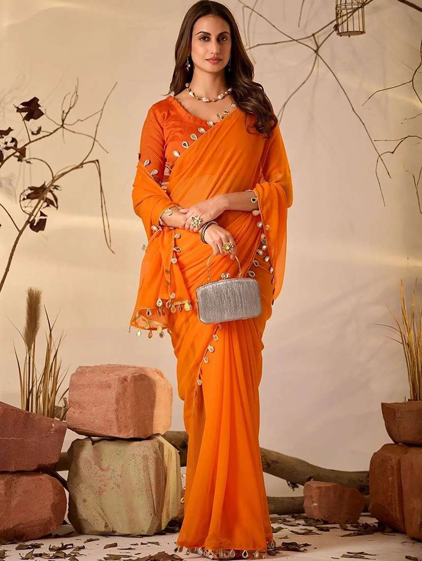 women solid with bordered saree