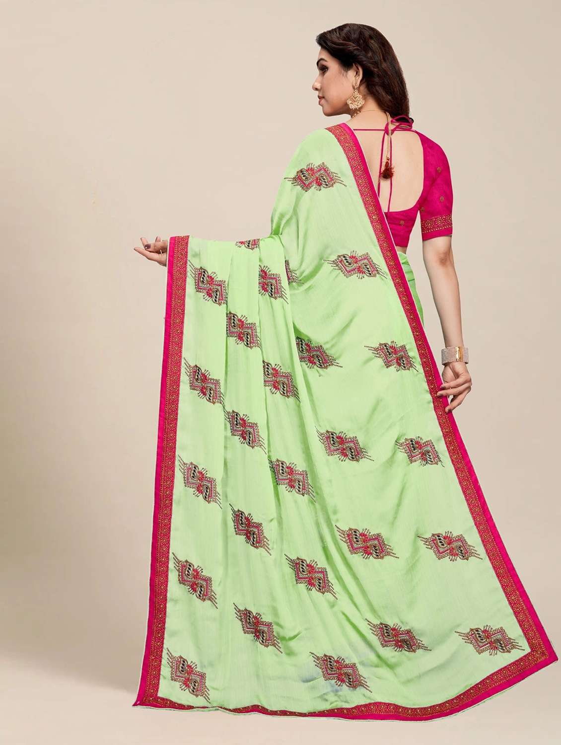 women solid with work embroidered saree - 22444789 -  Standard Image - 2