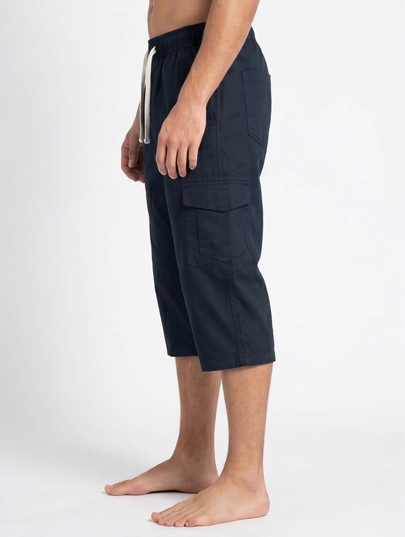 men solid mid rise regular fit three fourth cargo shorts - 22446722 -  Standard Image - 2
