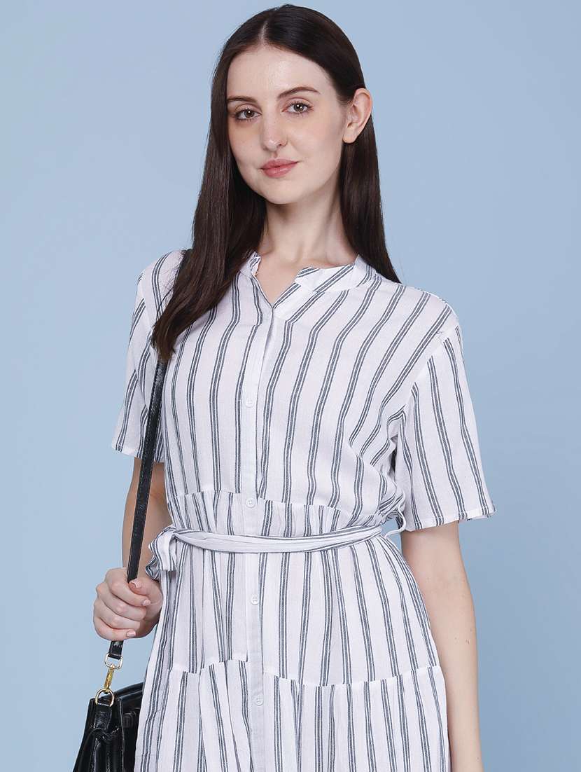 Women Printed Short Sleeves Tiered Dress - 22447046 -  Standard Image - 2