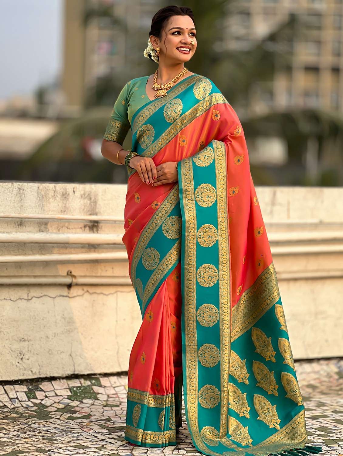 women self design banarasi saree with blouse - 22447770 -  Standard Image - 2