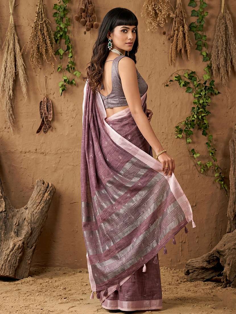 women self design handloom saree with blouse - 22447911 -  Standard Image - 2