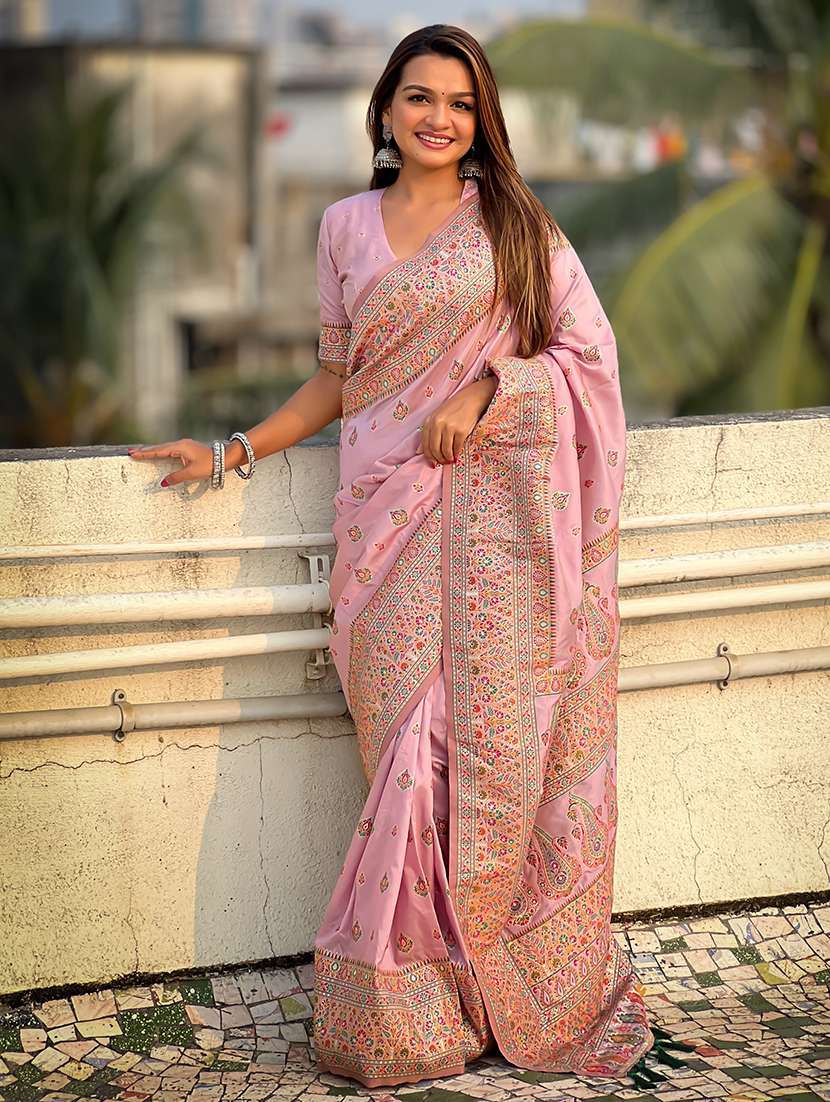 women self design banarasi saree with blouse - 22448424 -  Standard Image - 2