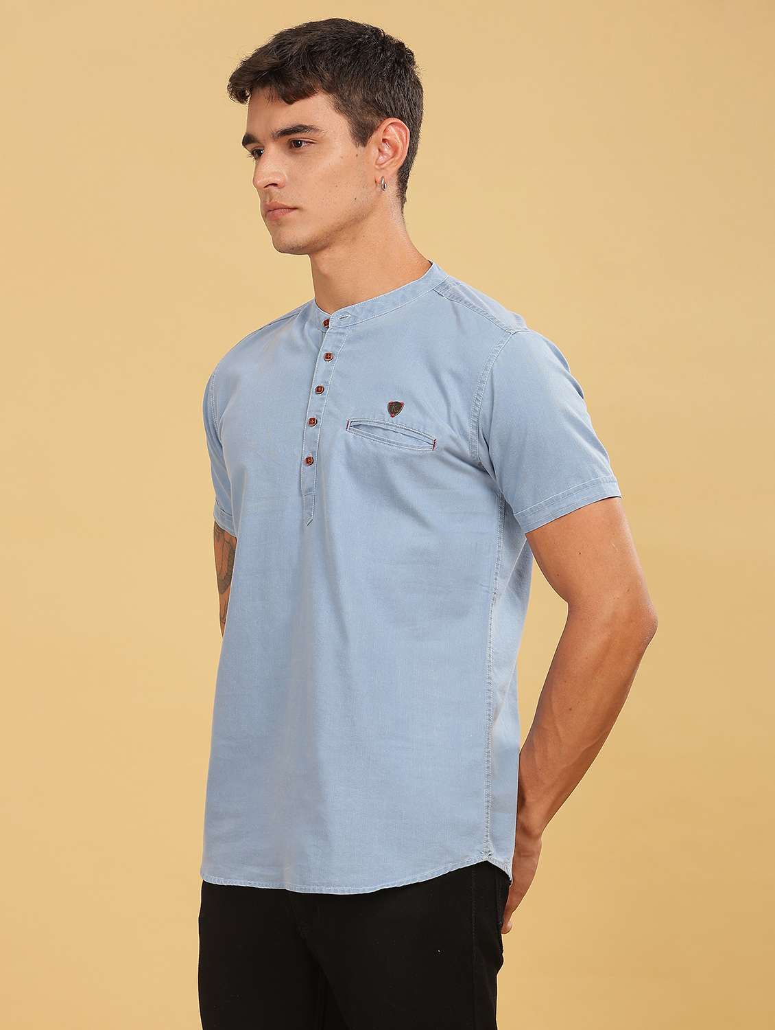 men solid mandarin neck short kurta - 22448807 -  Standard Image - 2