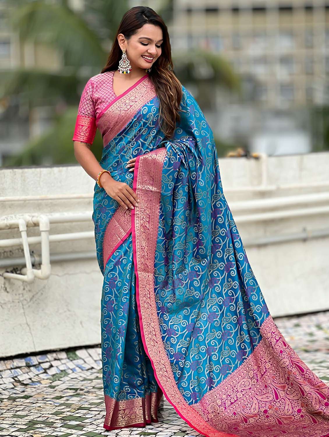 women bandhani patola saree with blouse - 22448915 -  Standard Image - 2