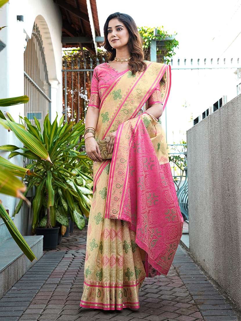 women self design bordered saree with blouse - 22448944 -  Standard Image - 2