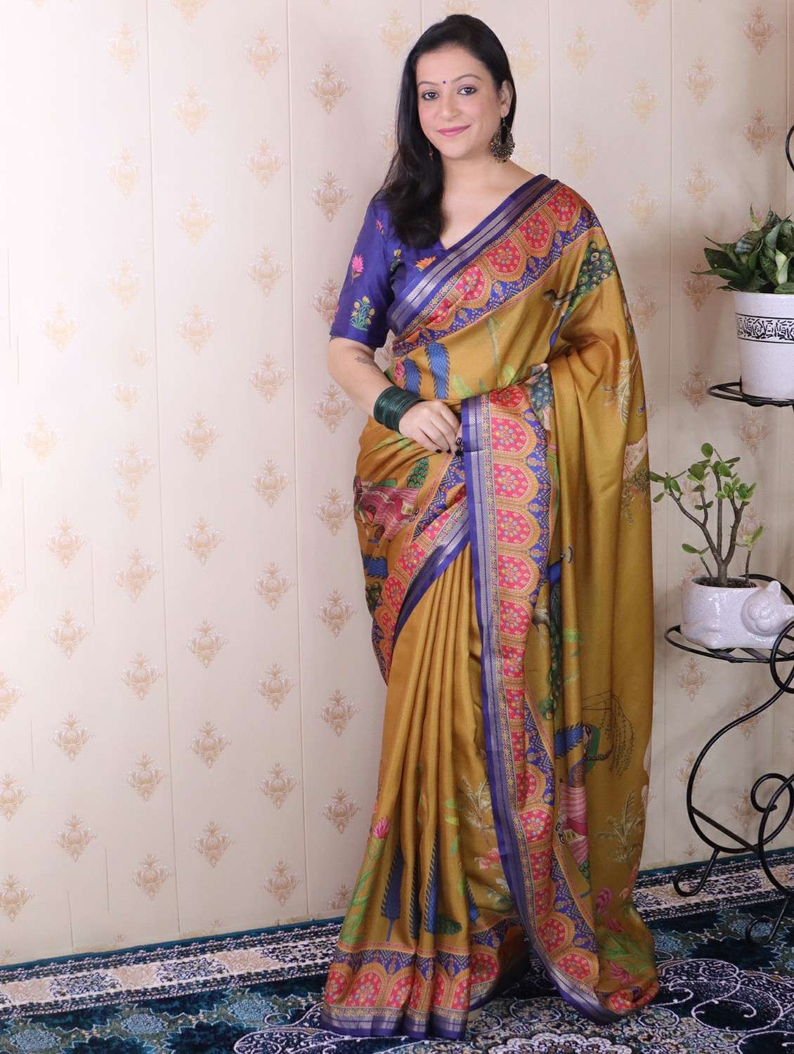 women printed saree with blouse