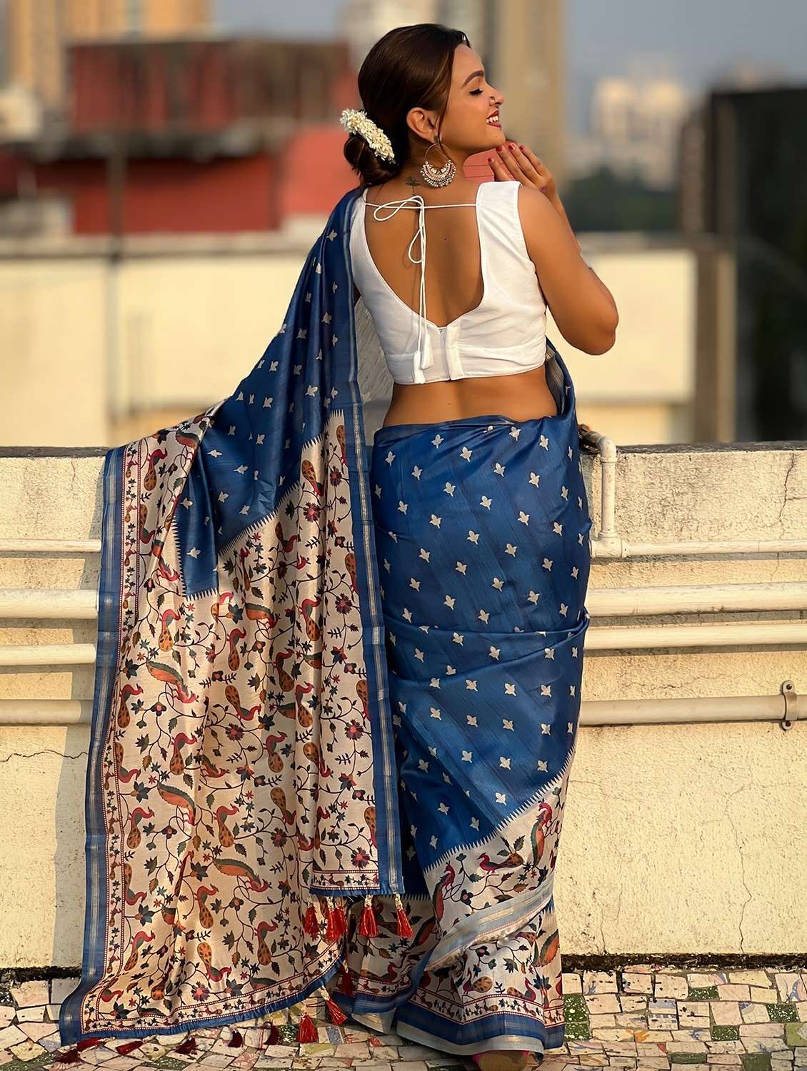 women printed casual wear saree with blouse - 22449699 -  Standard Image - 2