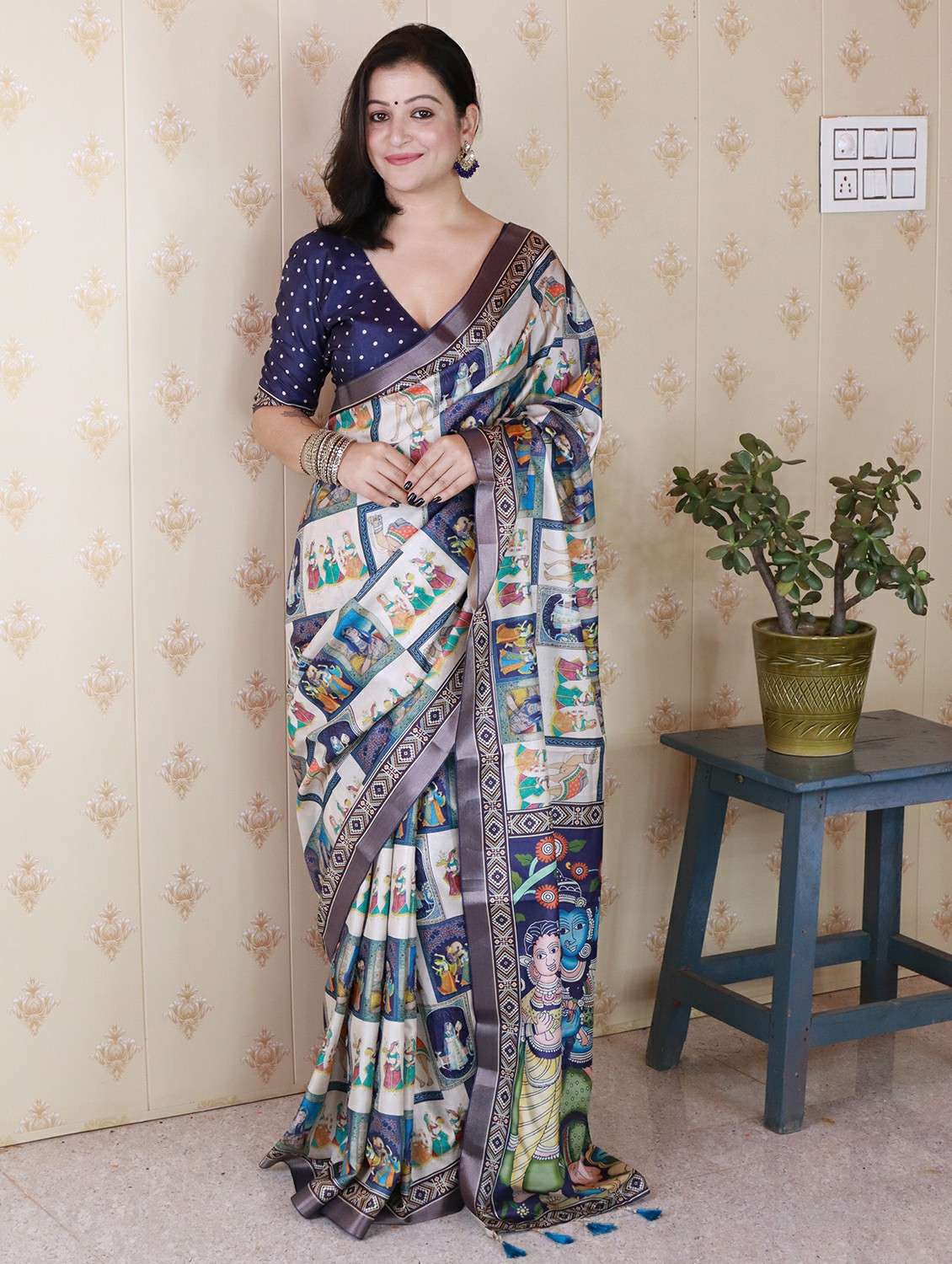 women printed casual wear saree with blouse - 22449706 -  Standard Image - 2