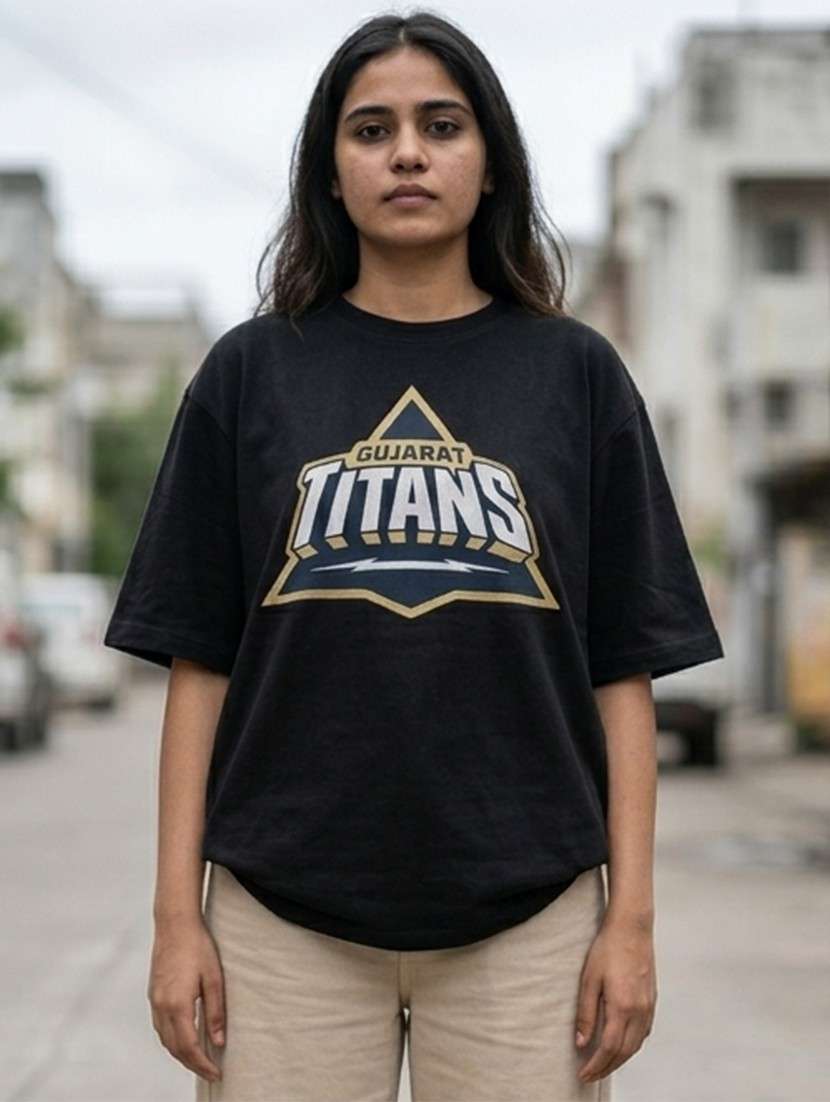 women printed drop sleeve oversized t-shirt