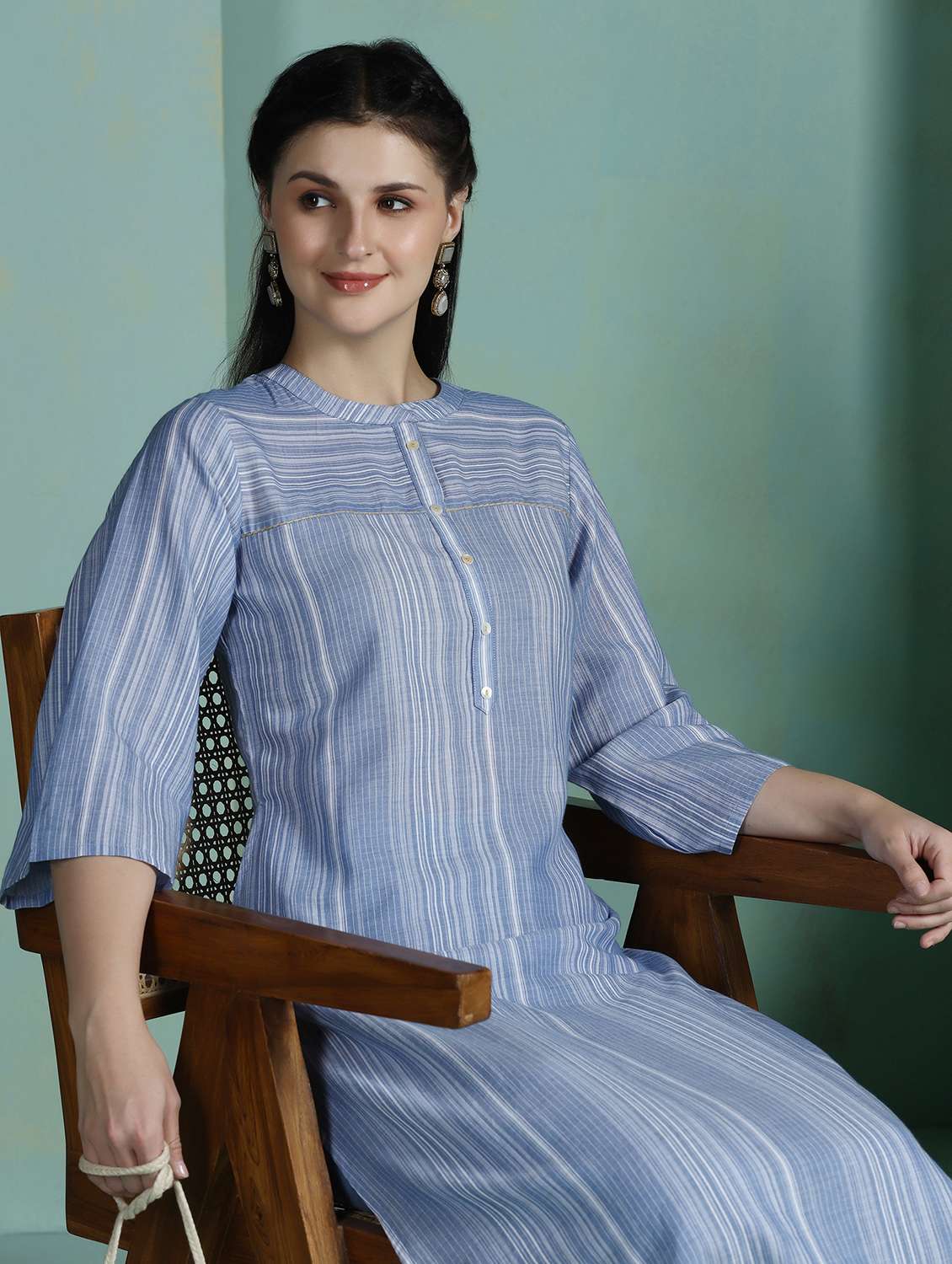  women blue cotton straight kurta - 22449903 -  Standard Image - 2