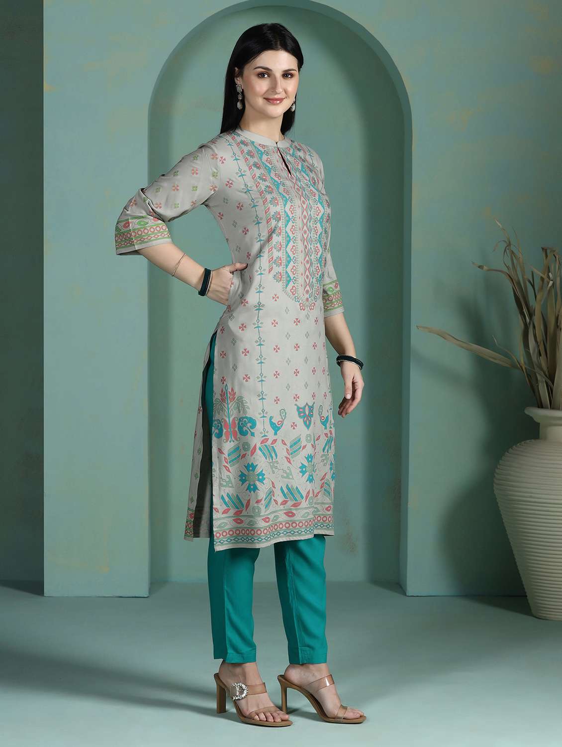  women grey rayon straight kurta - 22449912 -  Standard Image - 2