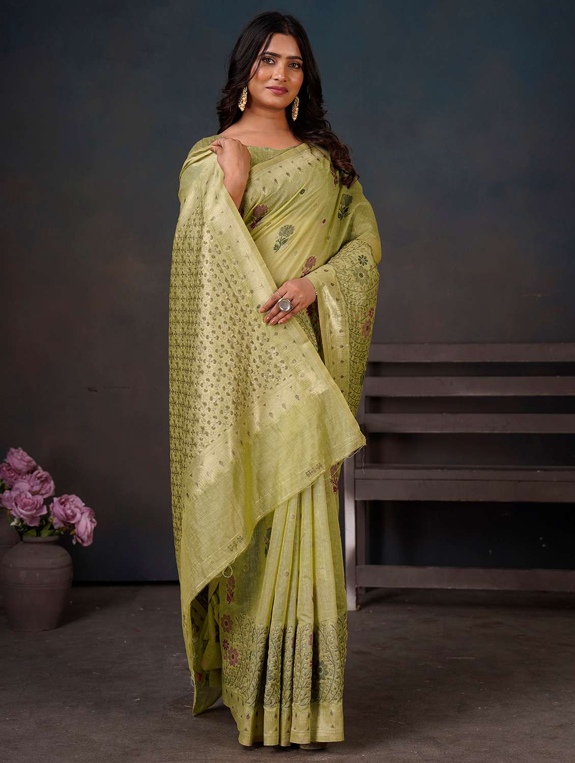 Women Self Design Banarasi Saree With Blouse - 22450825 -  Standard Image - 2