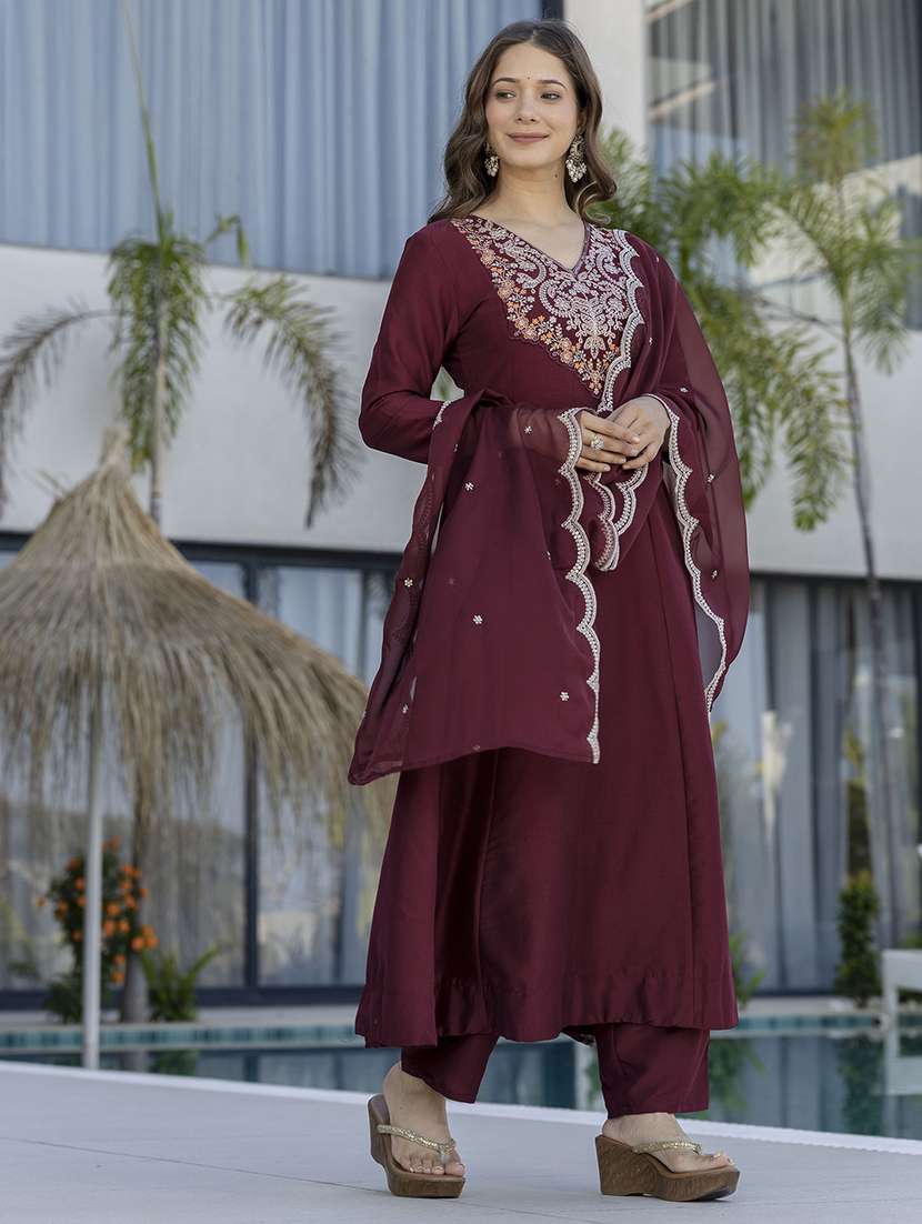 women maroon kurta pant set - 22451488 -  Standard Image - 7