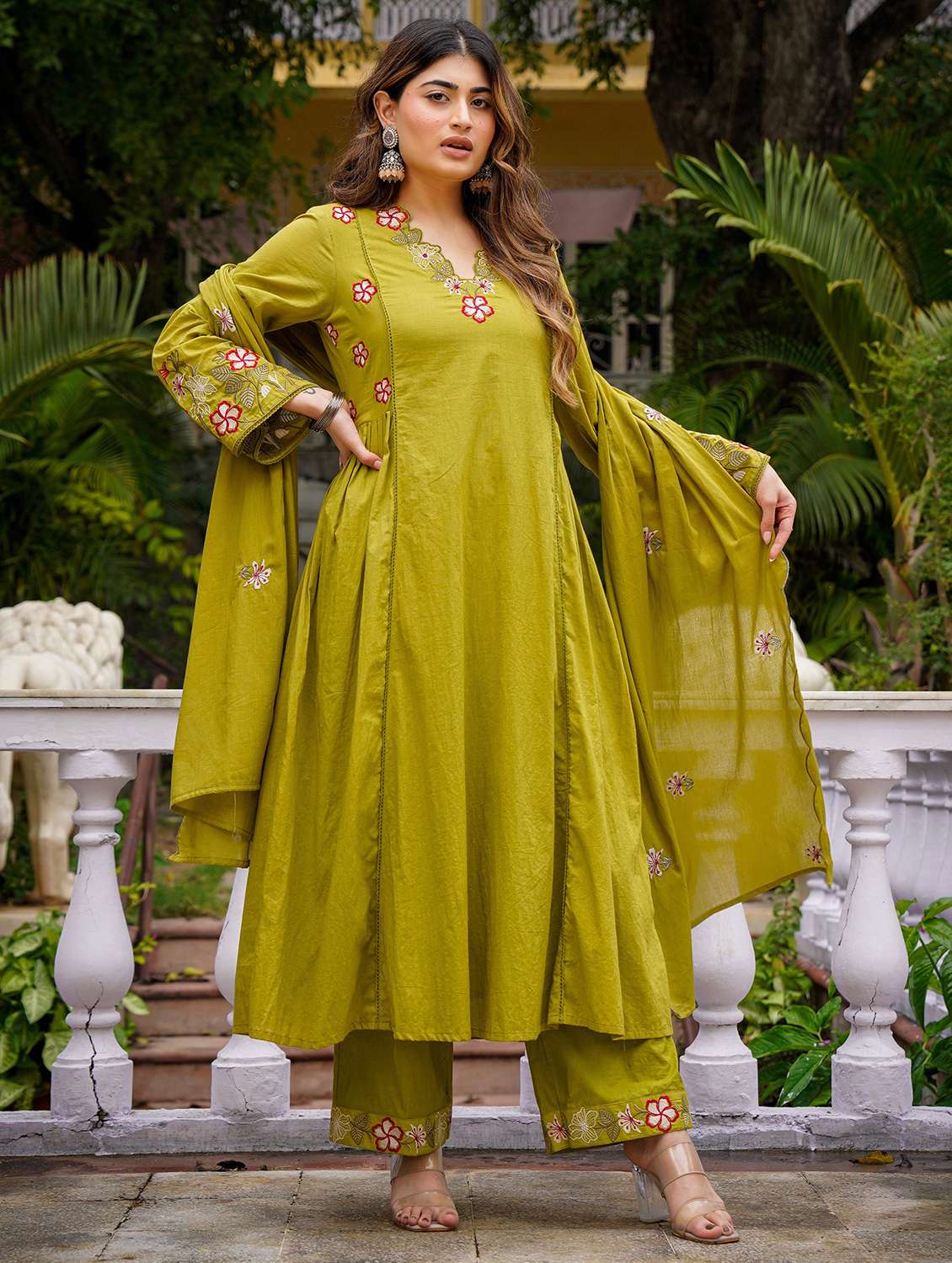 women olive kurta pant set - 22451866 -  Standard Image - 2
