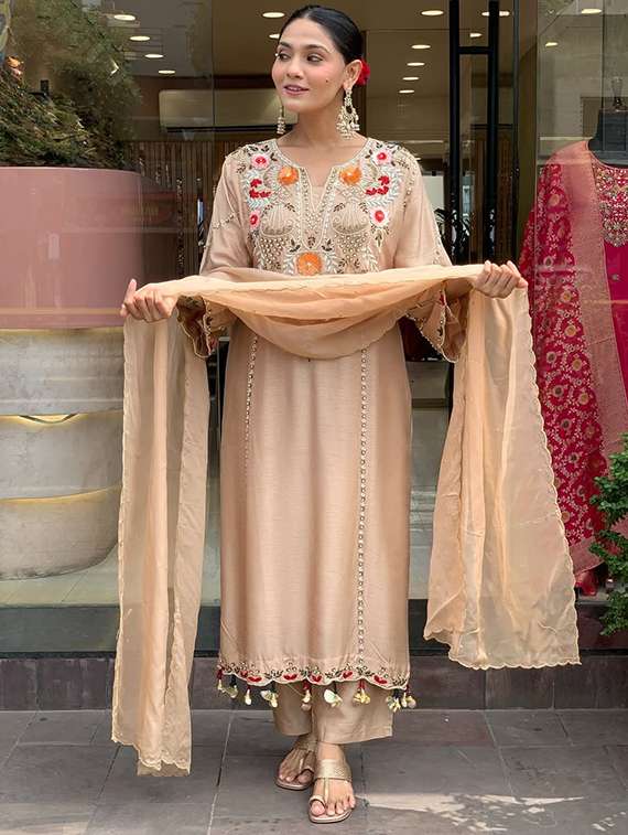 women cream  self design kurta pant set - 22451875 -  Standard Image - 2