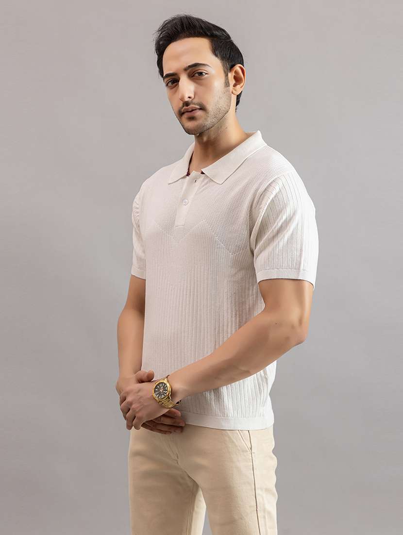 men off white cotton plain t-shirt - 22451985 -  Standard Image - 2