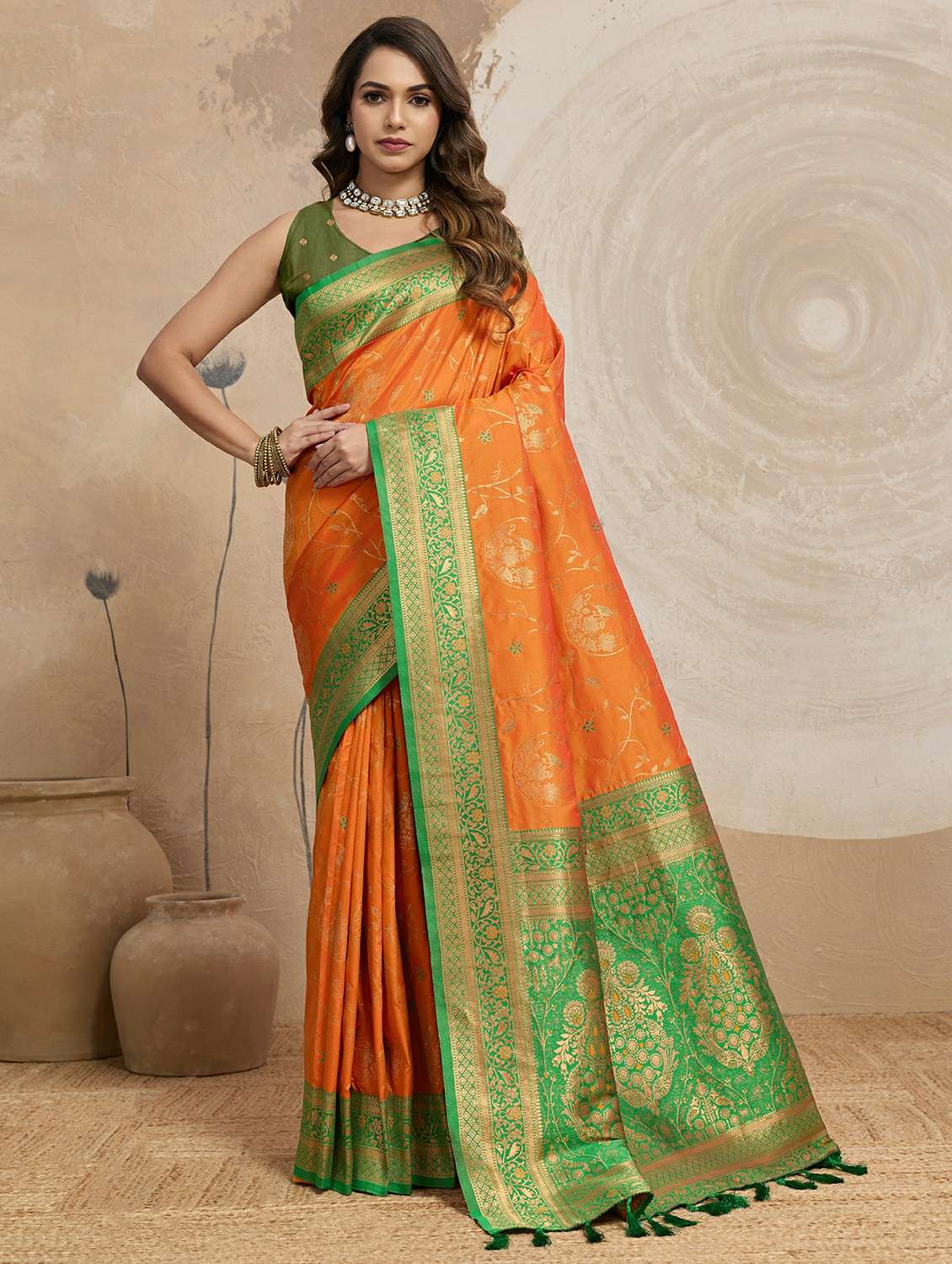 women self design banarasi saree with blouse