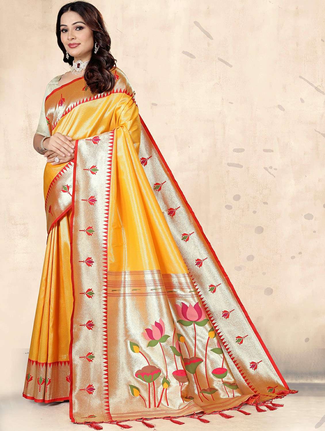 women self design paithani saree with blouse - 22452303 -  Standard Image - 2