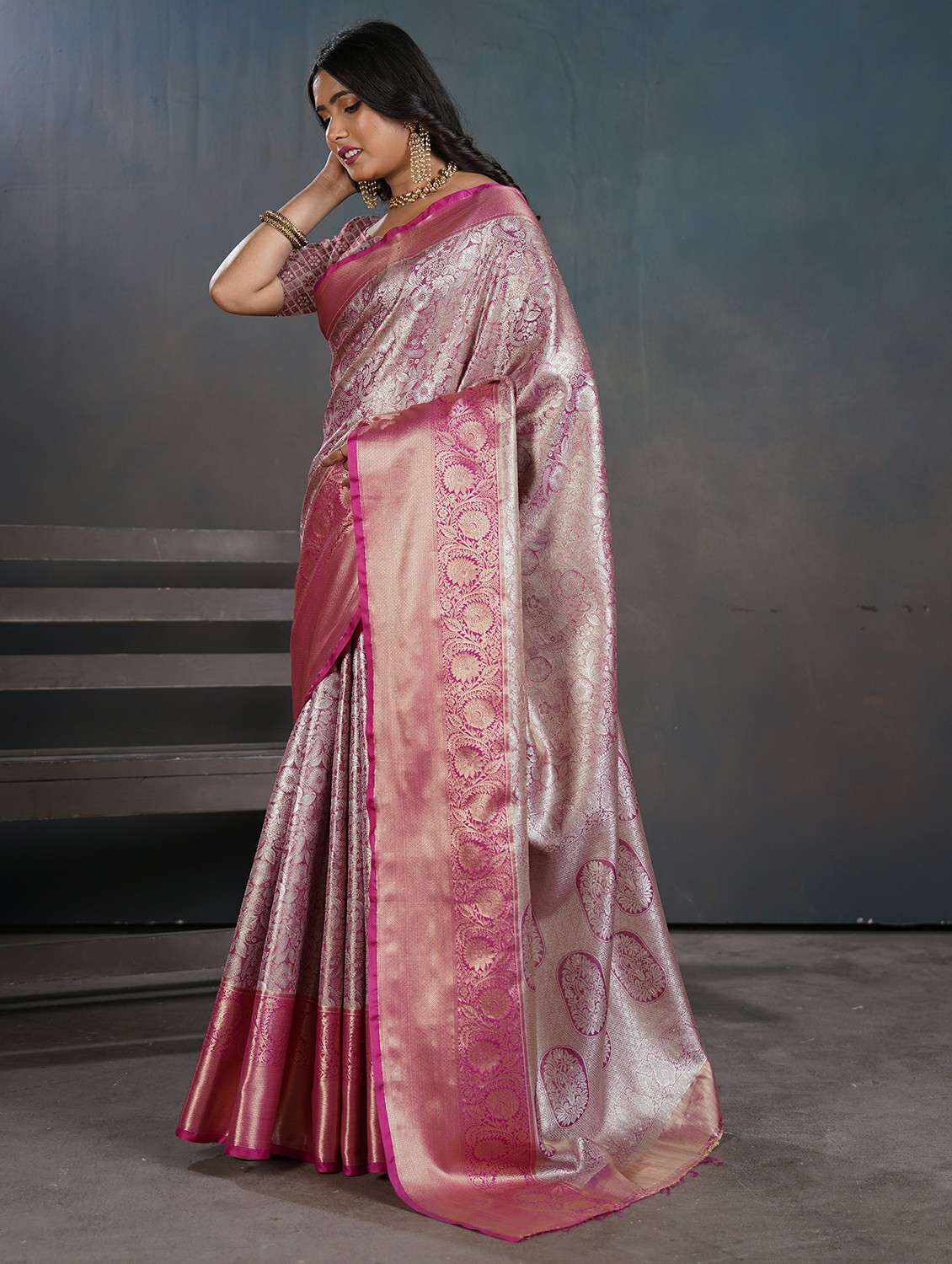 women self design kanjivaram saree with blouse - 22452314 -  Standard Image - 2