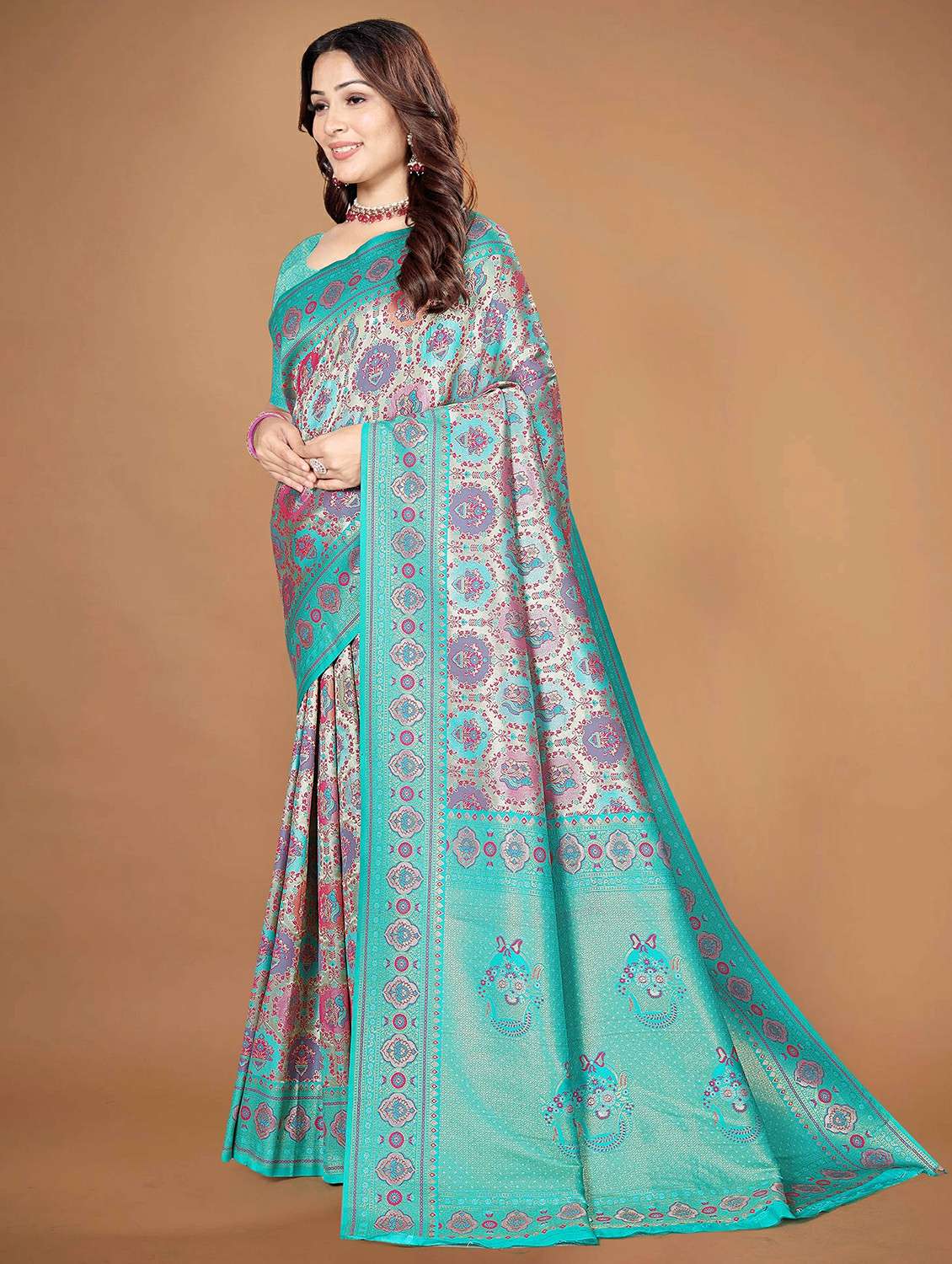 women self design kanjivaram saree with blouse - 22452325 -  Standard Image - 2
