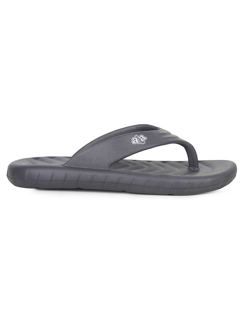 men solid toe seperator slipper - 22452335 -  Standard Image - 2