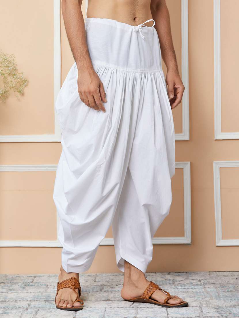 men white cotton pyjama - 22452392 -  Standard Image - 2