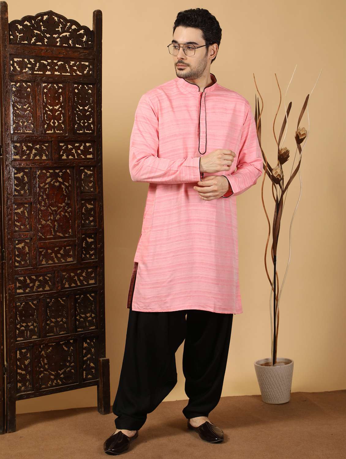 men self design mandarin neck long kurta - 22453157 -  Standard Image - 2