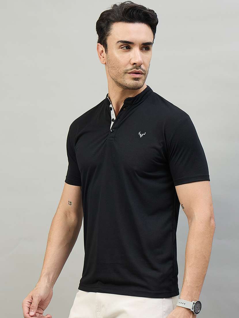 men solid black cotton blend plain t-shirt - 22453794 -  Standard Image - 2