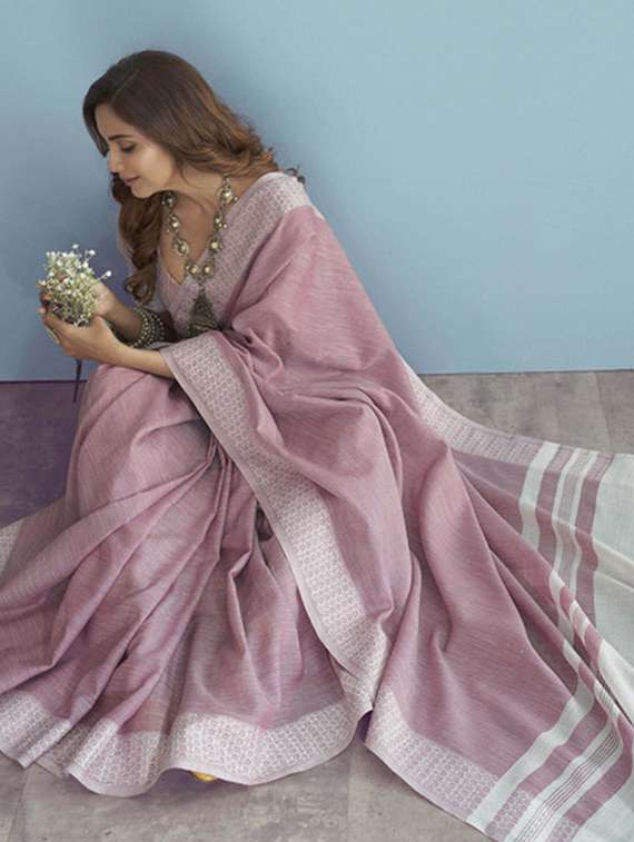 women solid with bordered handloom saree with blouse - 22453898 -  Standard Image - 2
