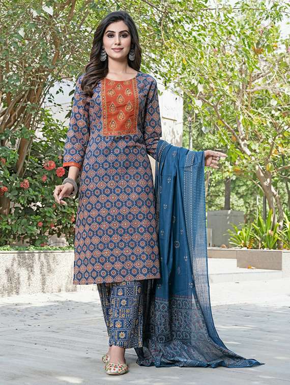 women navy blue suit set