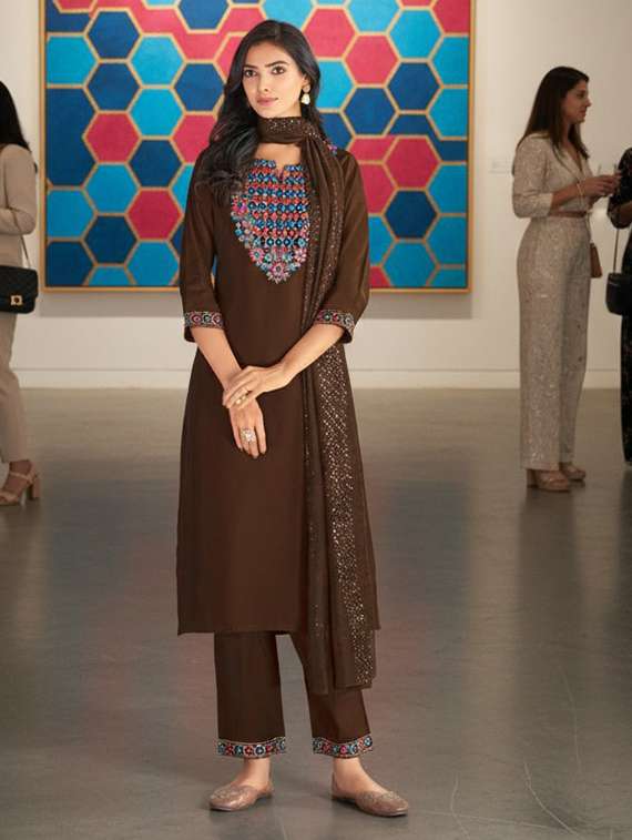 women brown suit set - 22454019 -  Standard Image - 2