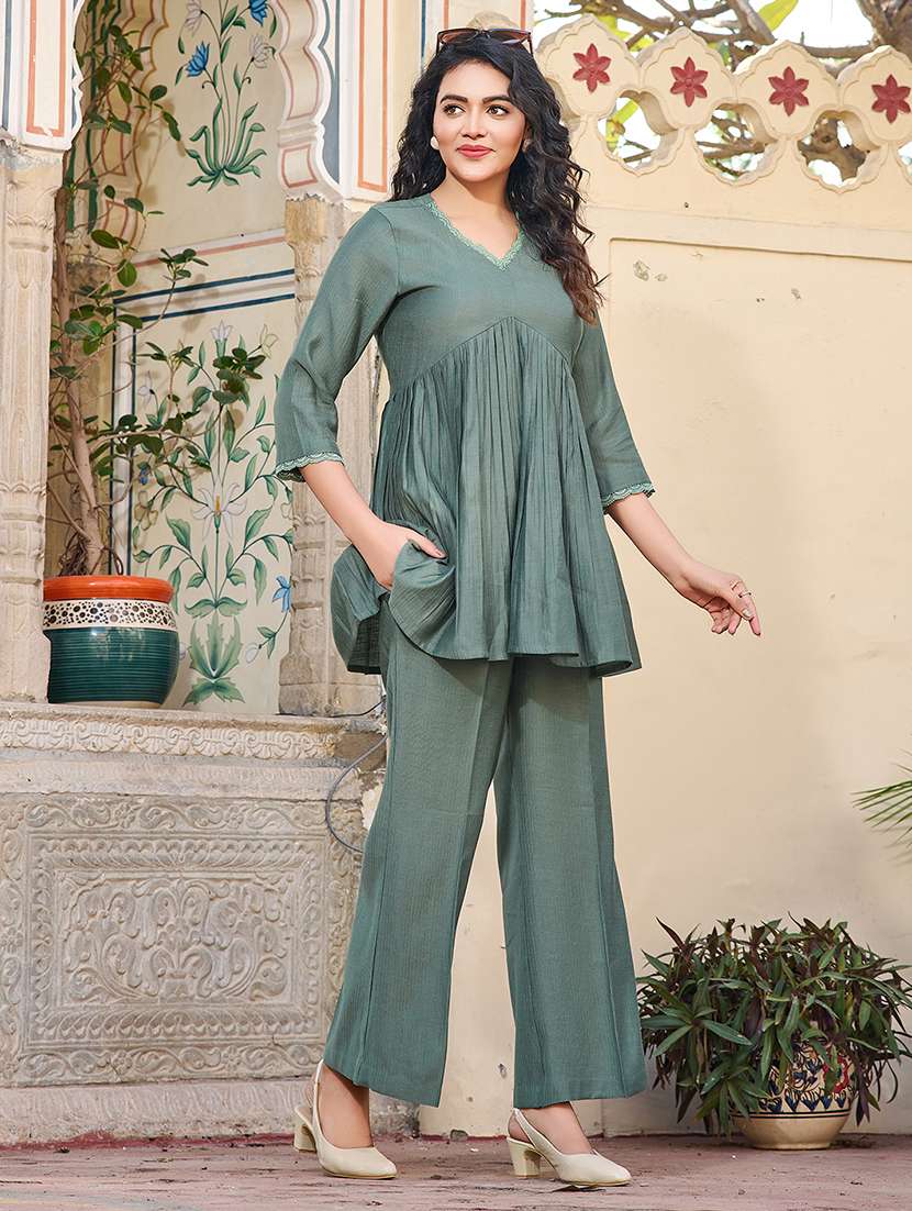 women solid three quarter sleeve ethnic co-ord set - 22454049 -  Standard Image - 2