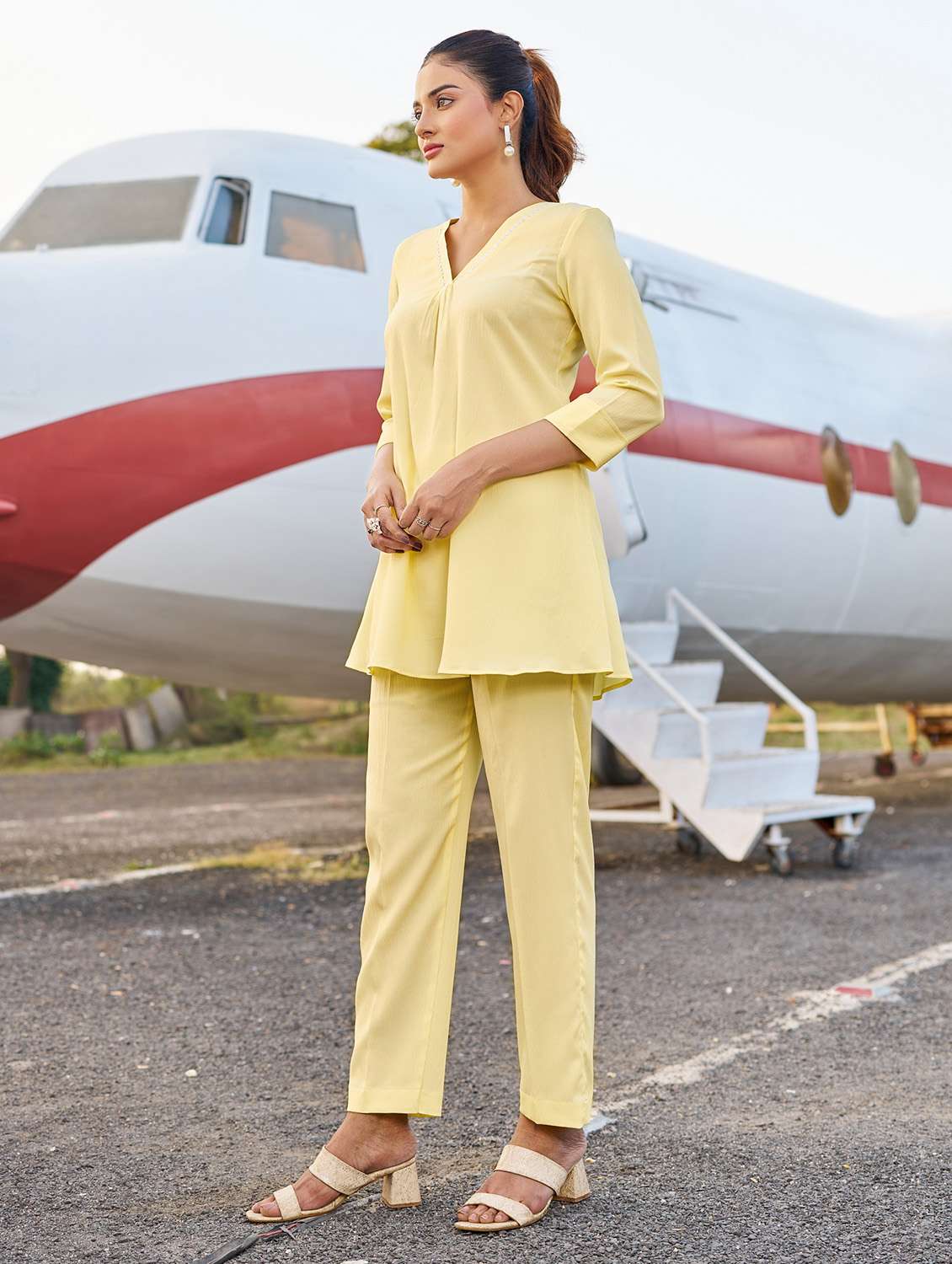 women solid three quarter sleeve ethnic co-ord set - 22454063 -  Standard Image - 2