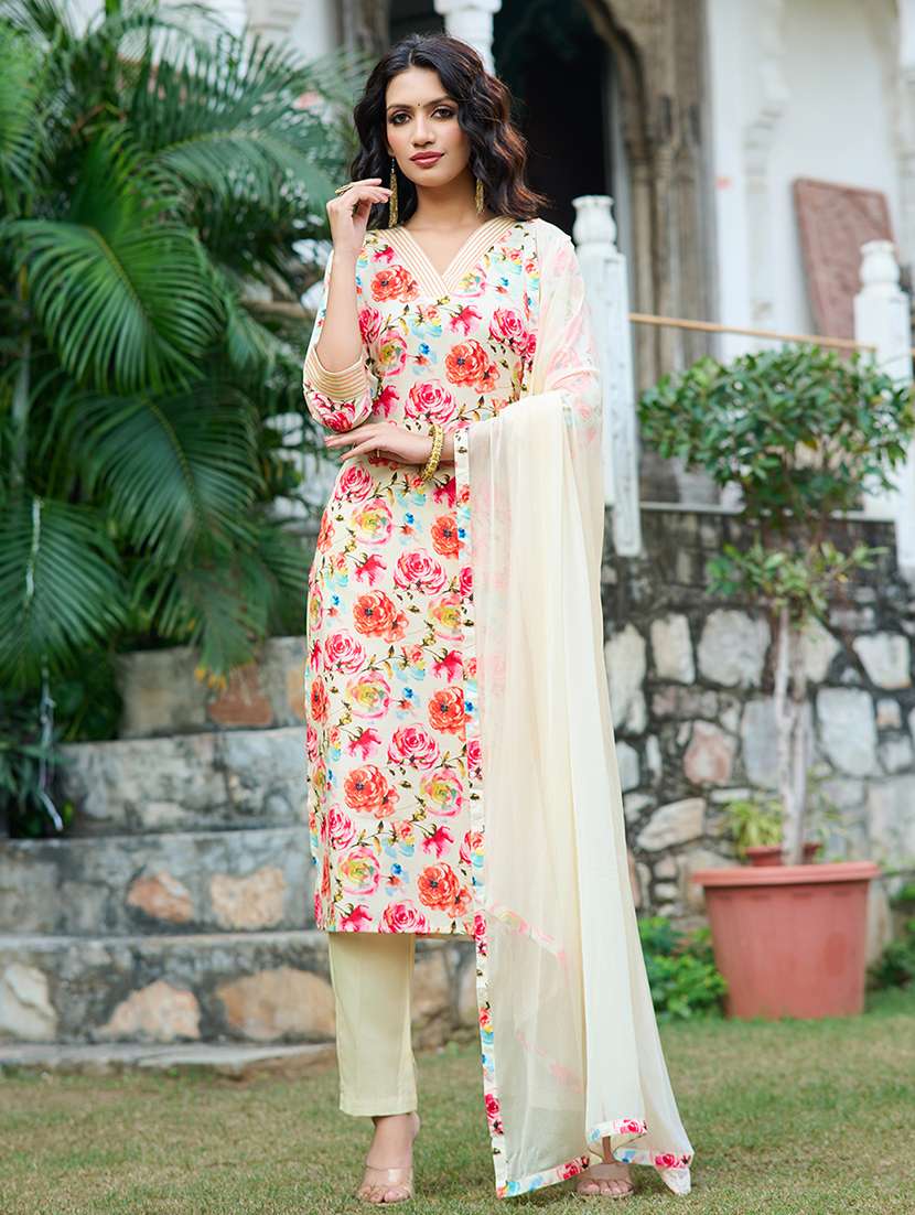 women printed three quarter sleeve kurta pant with dupatta set