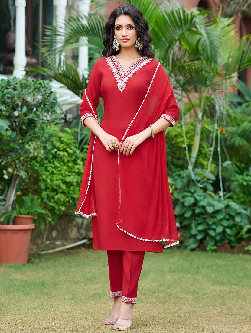 women solid with work three quarter sleeve kurta pant with dupatta set