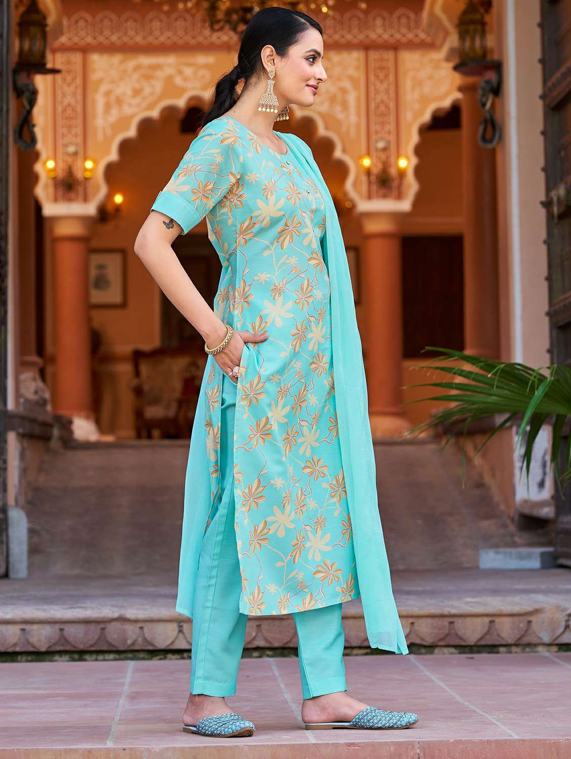 Women Floral Short Sleeve Kurta Pant With Dupatta Set - 22454215 -  Standard Image - 2