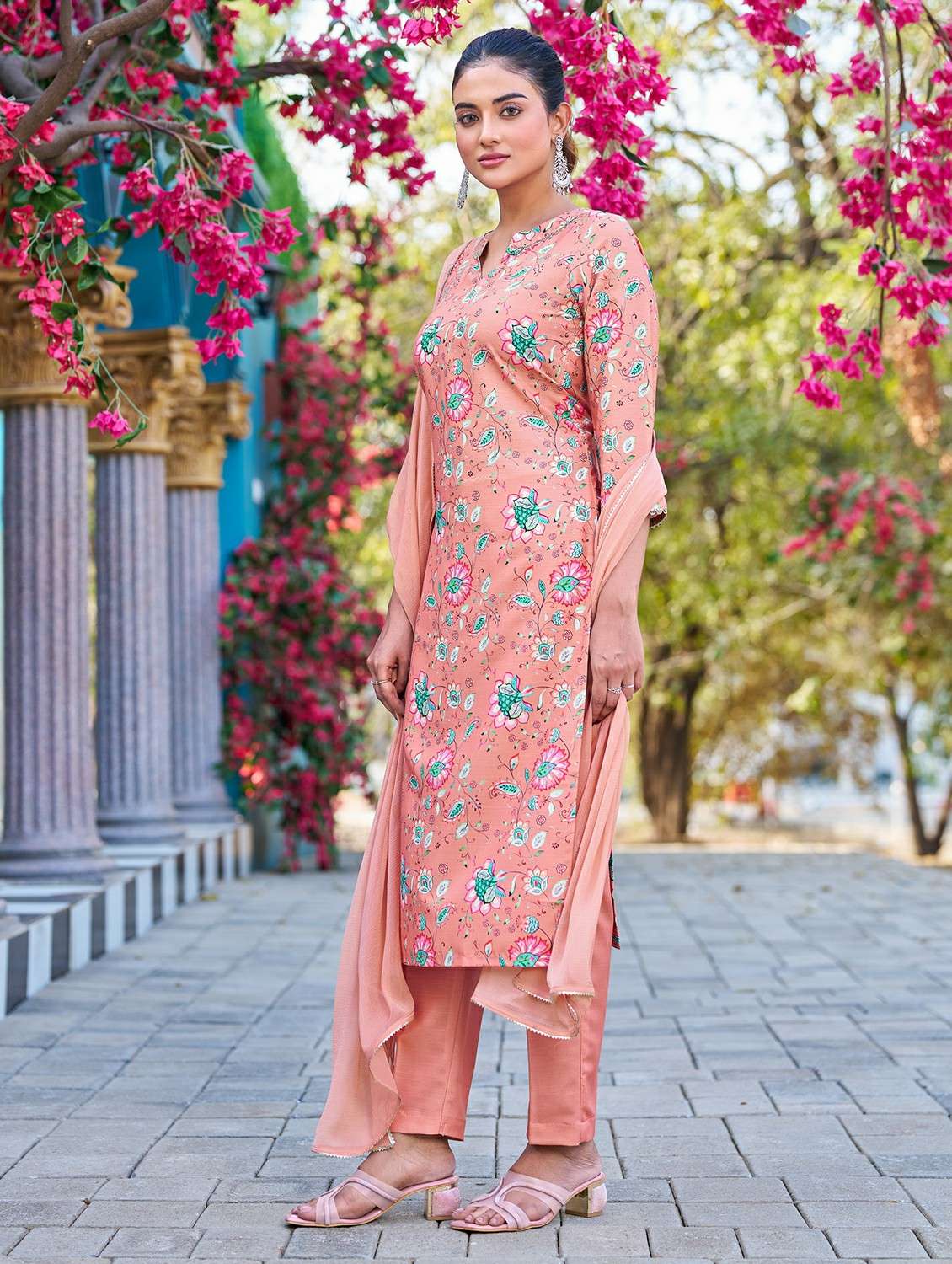 Women Floral Three Quarter Sleeve Kurta Pant With Dupatta Set - 22454224 -  Standard Image - 2